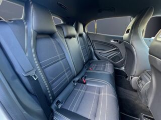 Classe GLA 2.2 200 D 135 ch Sensation 7g-dct Bva /Camera de recul/R&eacute;gul 2015 occasion 56100 Lorient