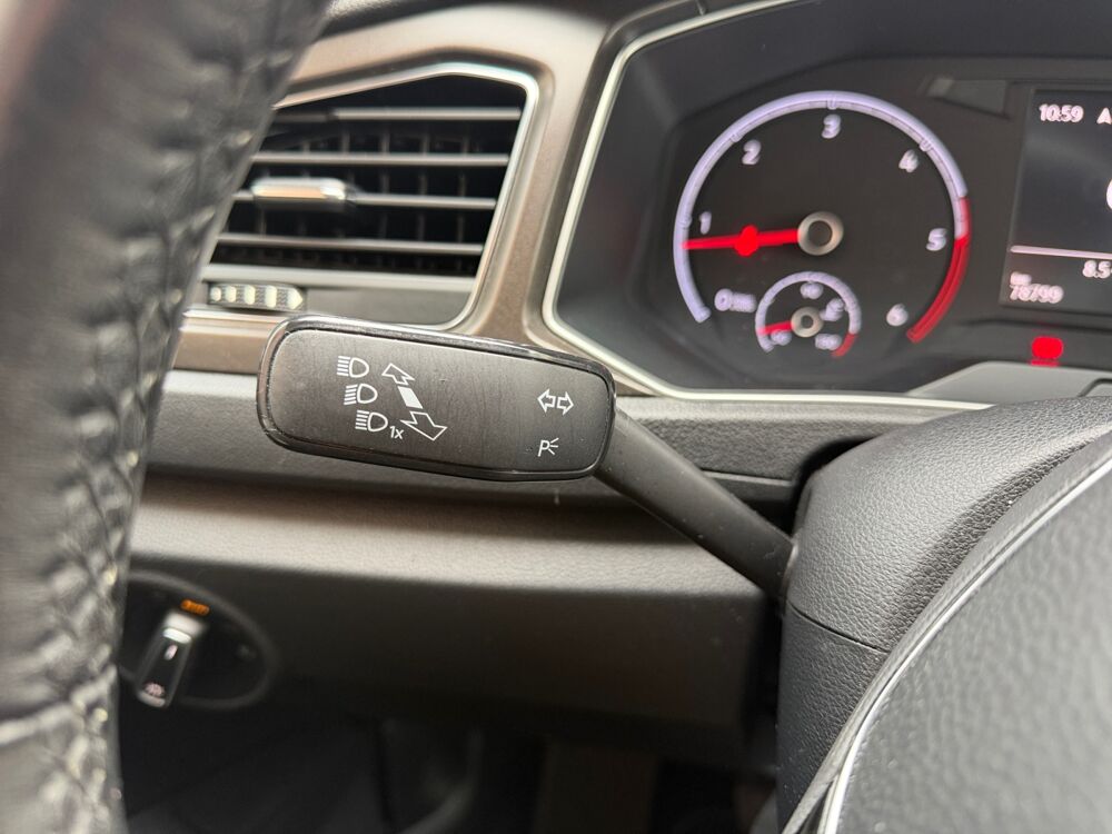 T-ROC 1.6 Tdi 115 ch Lounge Start-stop /Cam&eacute;ra de Recul/Clim Auto/ 2019 occasion 59000 Lille