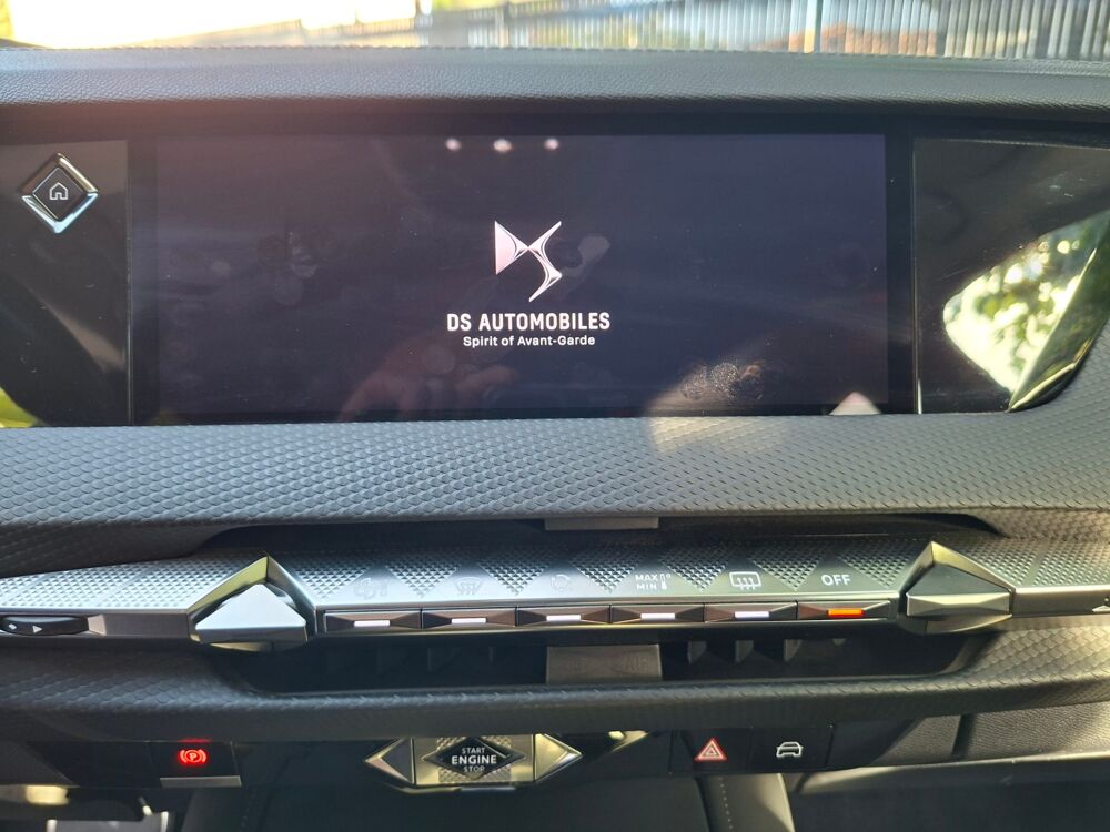 DS4 1.6 E-TENSE 225 ch Rivoli Bva /Carplay/Cam&eacute;ras avant et arri 2022 occasion 83480 Puget-sur-Argens
