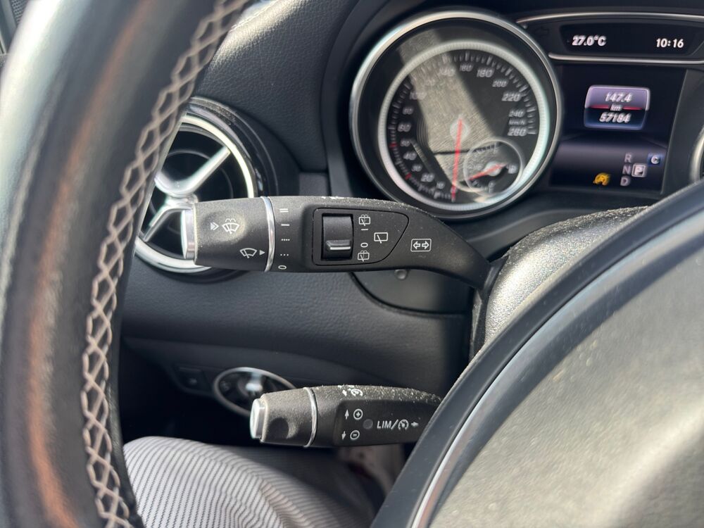 Classe GLA 180 122 ch Sport Edition /Toit Ouvrant/Carnet Mercedes/Si&egrave;ge 2019 occasion 59000 Lille