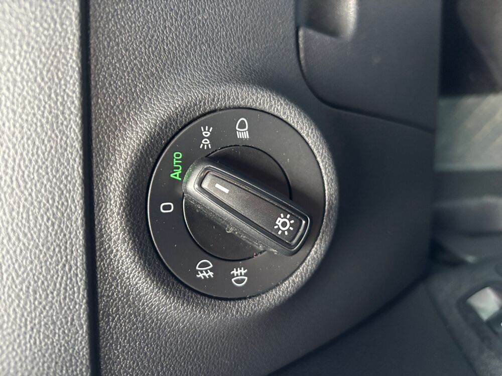 Karoq 2.0 Tdi 115 Scr Business 4x2 Dsg Bva /Camera/CarPlay 2023 occasion 43120 Monistrol-sur-Loire