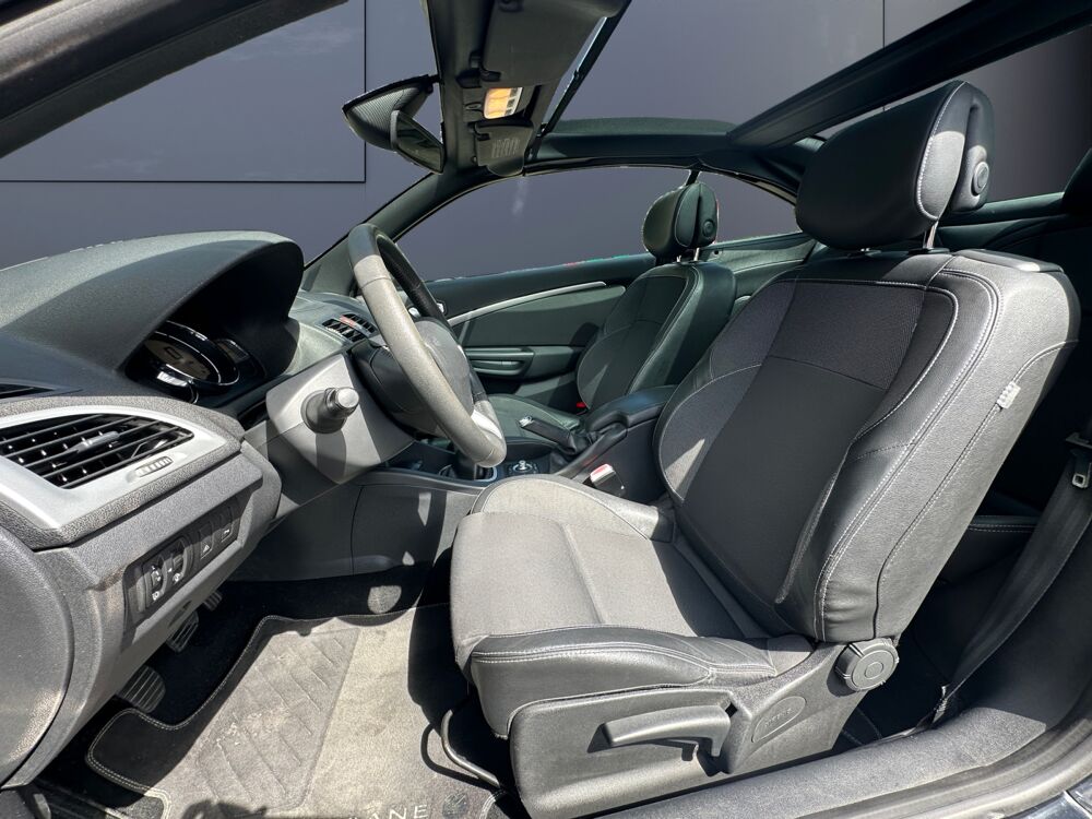 M&eacute;gane CC Cabriolet 1.4 Tce 130 ch Dynamique /Toit r&eacute;tractable &eacute;lec 2011 occasion 91410 Dourdan
