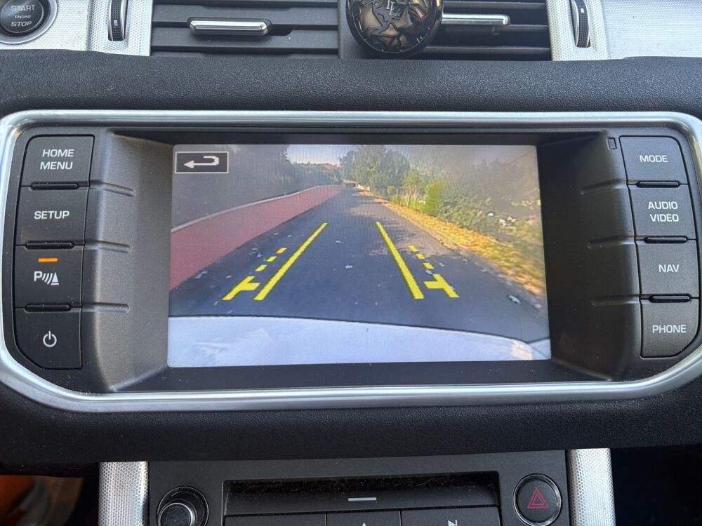 Range Rover Evoque 2.2 Td4 150 ch HSE 4wd Bva /Toit panoramique/Camera/Entretie 2014 occasion 19100 Brive-la-Gaillarde