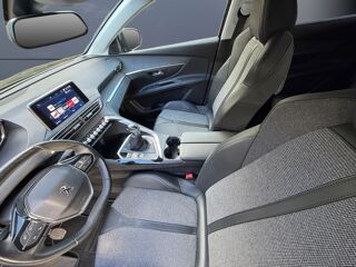5008 1.2 130 ch Allure Pack Start-stop /CarPlay/Cam&eacute;ra de recul/7 2019 occasion 14000 Caen