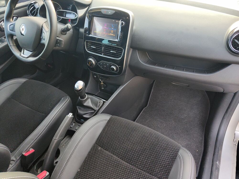 Clio 0.9 Tce 90 ch Intens /GPS/Radar recul/Semi cuir 2018 occasion 28500 Vernouillet