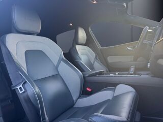 XC60 2.0 T8 390 ch PHEV R-Design AWD Geartronic /Toit ouvrant pan 2020 occasion 53000 Laval