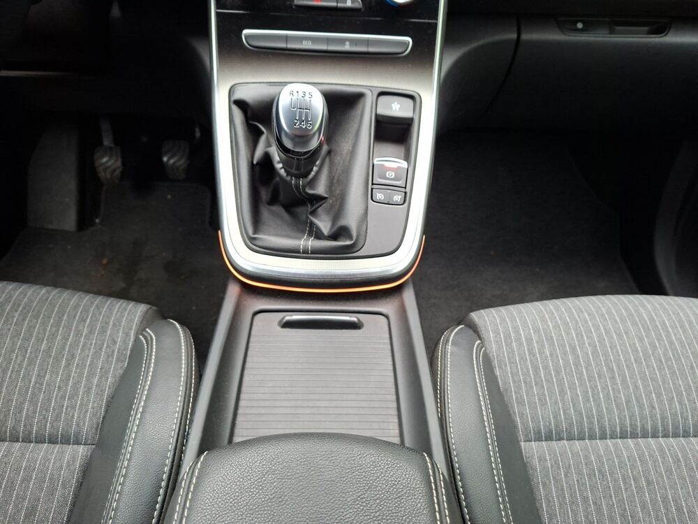 Sc&eacute;nic 1.3 Tce 140 ch Techno /1&egrave;re main/Cam&eacute;ra de recul/Carplay 2022 occasion 83170 Brignoles