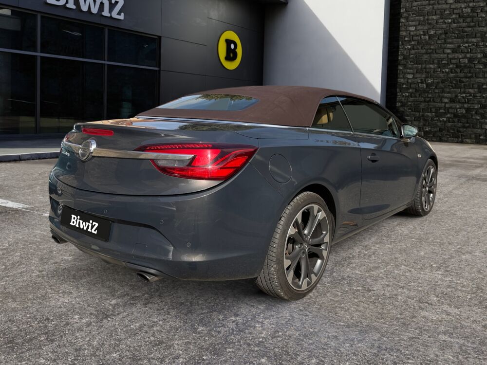 Cascada 2.0 CDTI BiTurbo 195 ch Cosmo Pack /Si&egrave;ges AV et Volant Chau 2013 occasion 38300 Bourgoin-Jallieu
