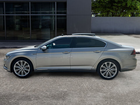 Passat 2.0 TDI 150 ch R-Line DSG6 /Suivi VW/Toit ouvrant/Cockpit/Ca 2014 occasion 94380 Bonneuil-sur-Marne