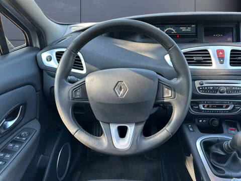 Sc&eacute;nic III 1.5 DCI eco2 106 cv Expression /Attelage/R&eacute;gulateur/Roue 2010 occasion 35000 rennes