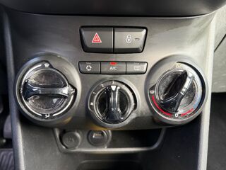 208 1.5 Bluehdi 100 ch Active /Climatisation/Bluetooth/Distribut 2018 occasion 44800 Saint-Herblain