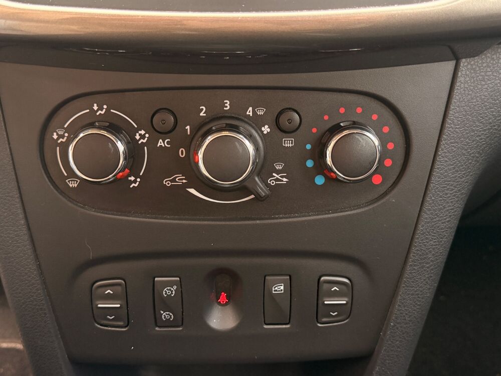 Sandero Stepway 0.9 Tce 90ch Prestige /Attelage/ 2014 occasion 67500 Haguenau