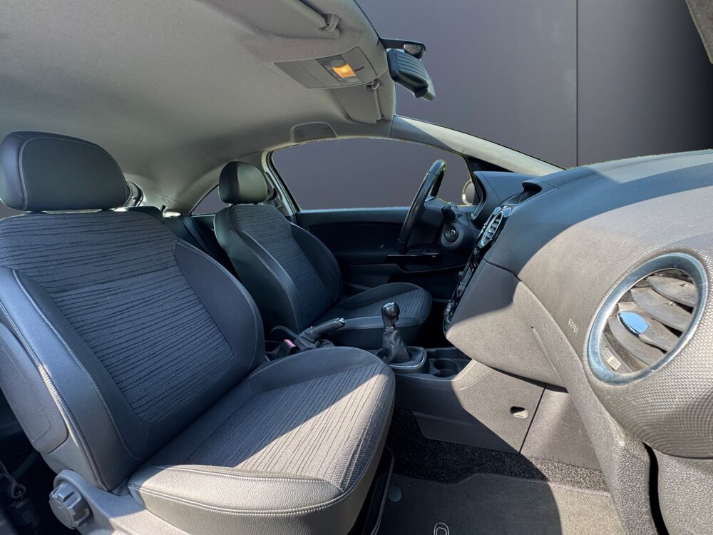 Corsa 1.4 Twinport 100 ch Graphite /Entretien Complet/2&egrave;me Main/Cl 2014 occasion 59000 Lille