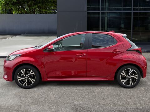 Yaris 1.5 Hybride 116 ch Design /Cam&eacute;ra/Carplay/Suivi Toyota 2024 occasion 44000 Nantes