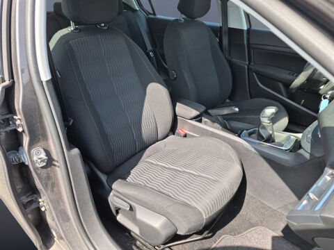 308 1.2 Vti 80 ch Active /Attelage 2016 occasion 41000 Blois