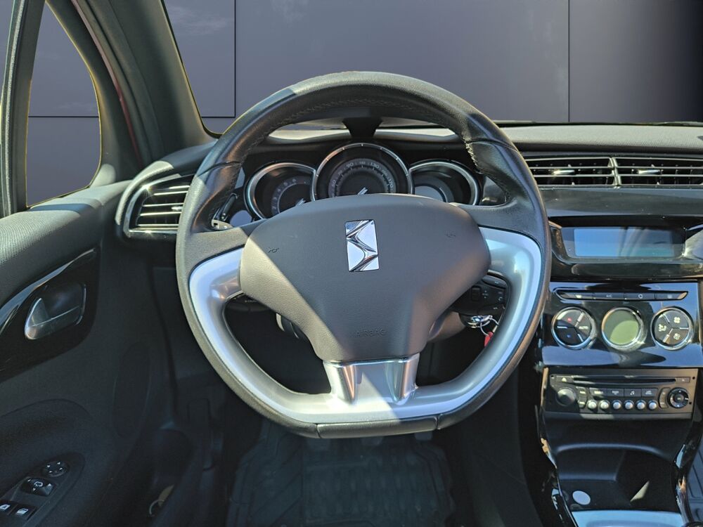 DS3 1.2 Vti 82 ch So Chic Cabrio /Radar de recul/Clim/Courroie c 2014 occasion 87000 Limoges