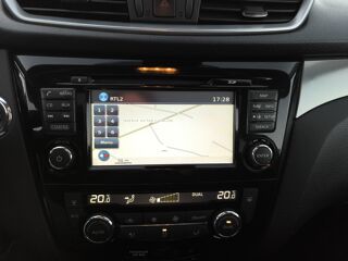 Qashqai 1.2 Digt 115 ch N-Connecta /Toit panoramique/Barre de toit/ 2018 occasion 63500 Issoire