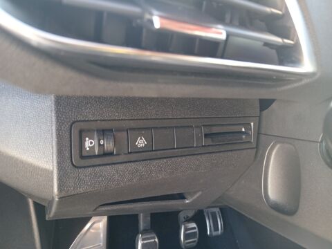 3008 1.5 Bluehdi 130 ch Roadtrip Start-stop /Camera/Carplay/Gps 2021 occasion 43000 Le Puy-en-Velay