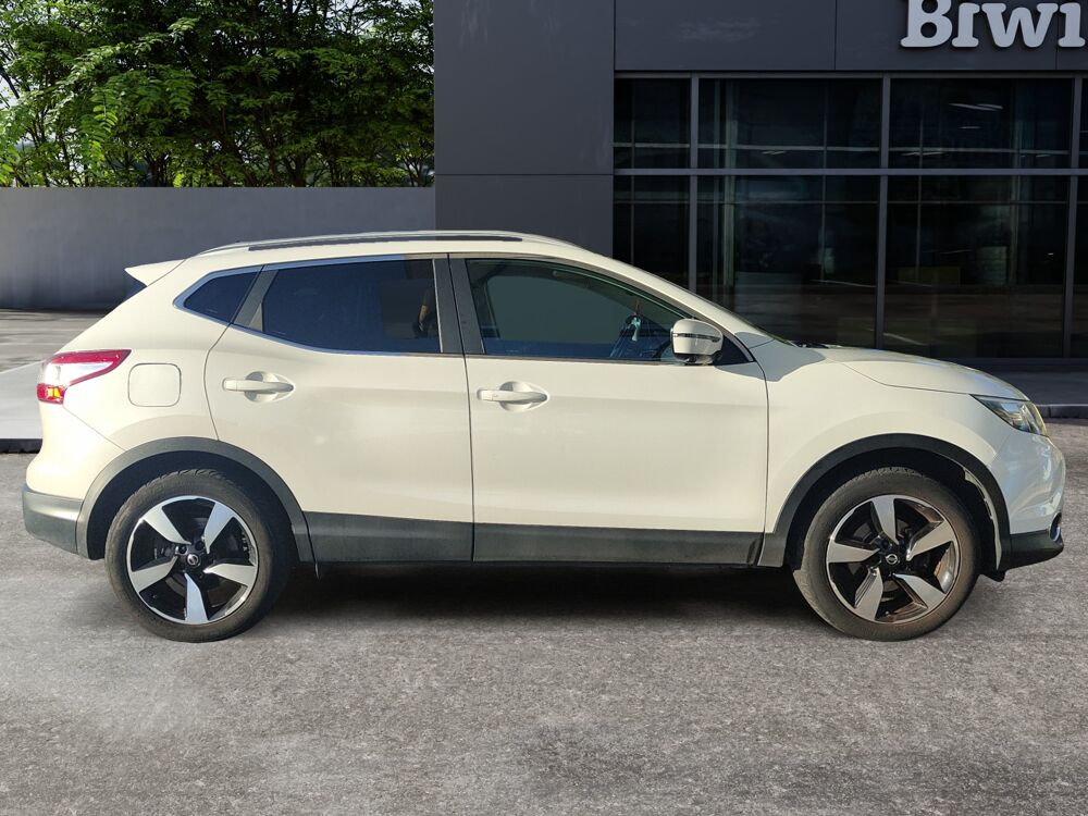 Qashqai 1.2 Digt 115 ch N-connecta 2wd /Toit panoramique/Cam&eacute;ra 360 2016 occasion 28500 Vernouillet