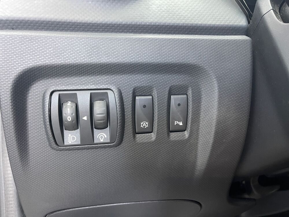 Captur 0.9 Tce 90 Energy Life Start-stop 2015 occasion 09120 Varilhes