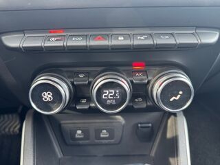 Duster 1.3 Tce 150 ch Prestige 4x2 Edc Bva /Attelage/Entretien comp 2022 occasion 14100 Lisieux