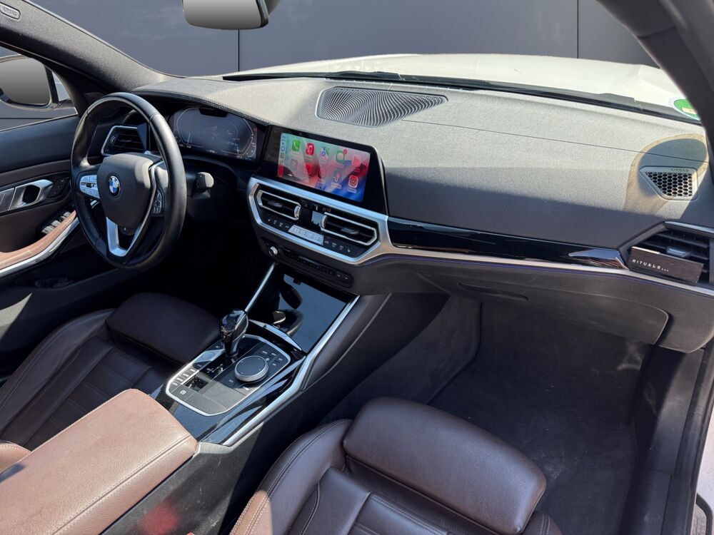 S&eacute;rie 3 330e 292 ch Edition Sport BVA8 /CarPlay/Cam&eacute;ra 360/Si&egrave;ge cha 2021 occasion 13300 Salon de Provence
