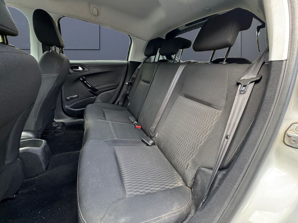 208 1.2 82 ch Style /Suivi Complet/2e Main/Radars/Connect/GPS 2016 occasion 59000 Lille