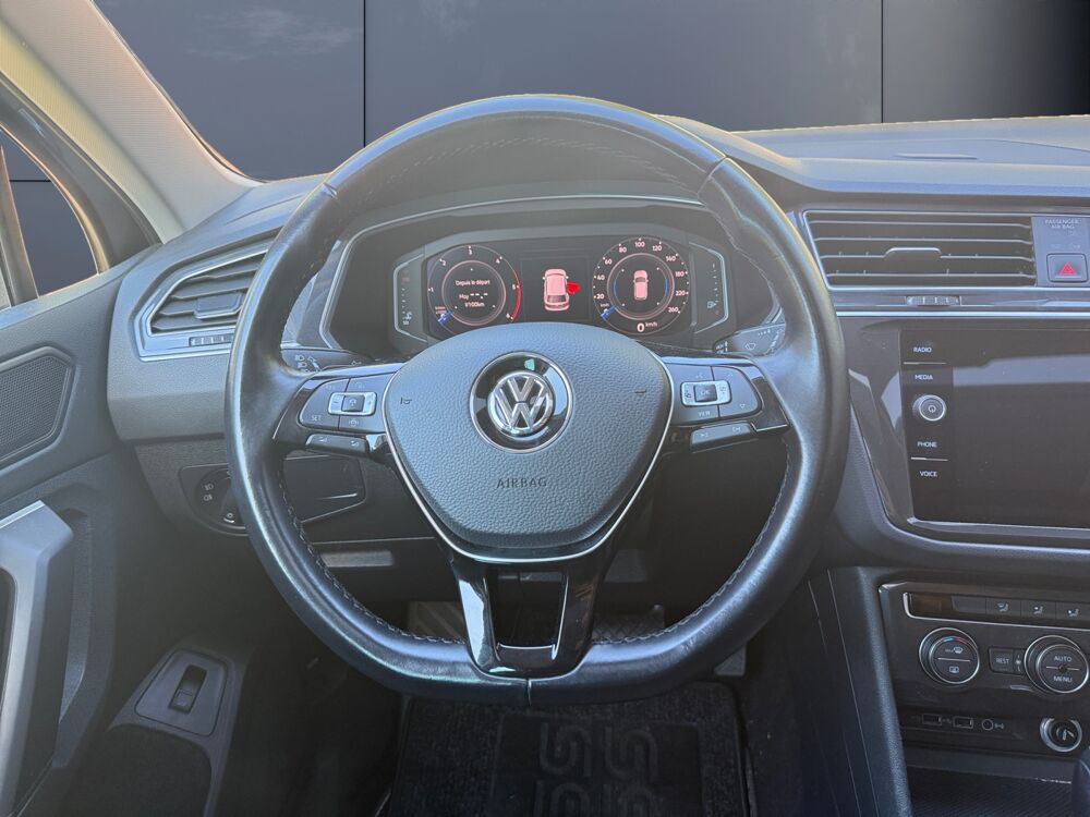 Tiguan 2.0 Tdi 150 ch R-Line Dsg 7 Bva /Crochet d'atelage/ Toit Pan 2019 occasion 14400 Bayeux