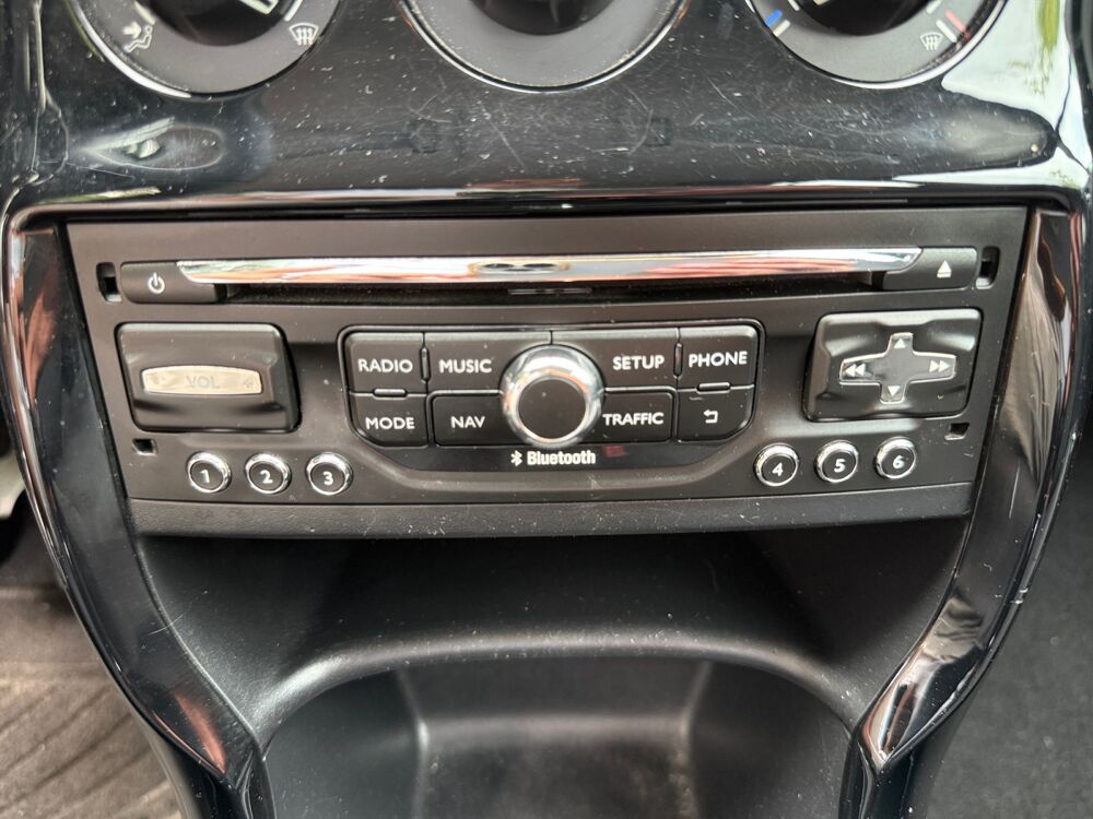 C3 1.2 80 ch Selection /Cam&eacute;ra recul/GPS/Clim/Bluetooth/Courroi 2015 occasion 31650 Lauzerville