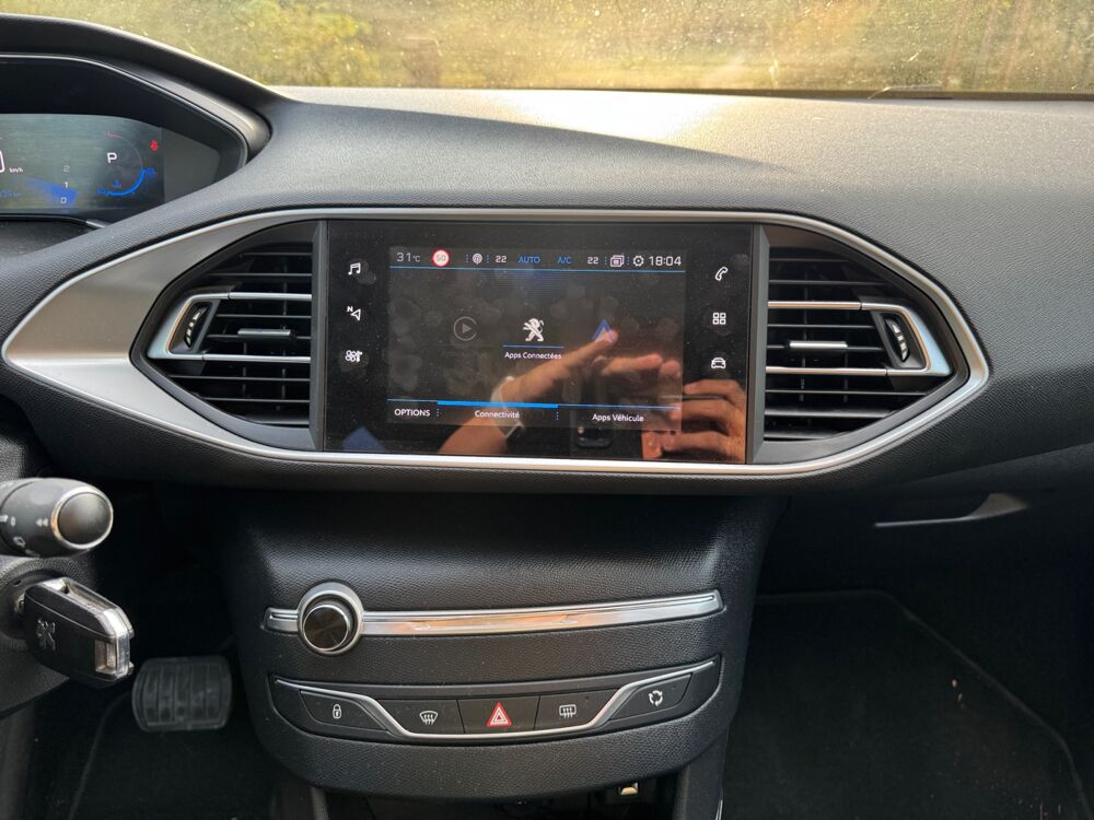 308 SW BlueHDi 130 ch Style EAT8 /CarPlay/Cam&eacute;ra de recul 2020 occasion 13370 Mallemort