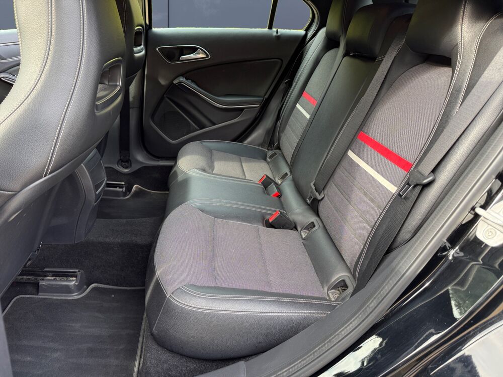 Classe A 160 Cdi 90 ch Inspiration /Radar Av Et Ar/Si&eacute;ges Sport/R&eacute;gul 2014 occasion 43200 Yssingeaux