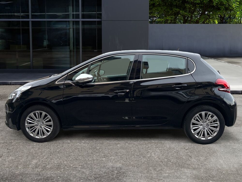208 1.2l 110 ch Allure Start-stop /Carplay/Entretien complet Peu 2017 occasion 42700 Firminy