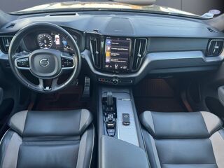 XC60 2.0 T8 390 ch PHEV R-Design AWD Geartronic /Toit ouvrant pan 2020 occasion 53000 Laval