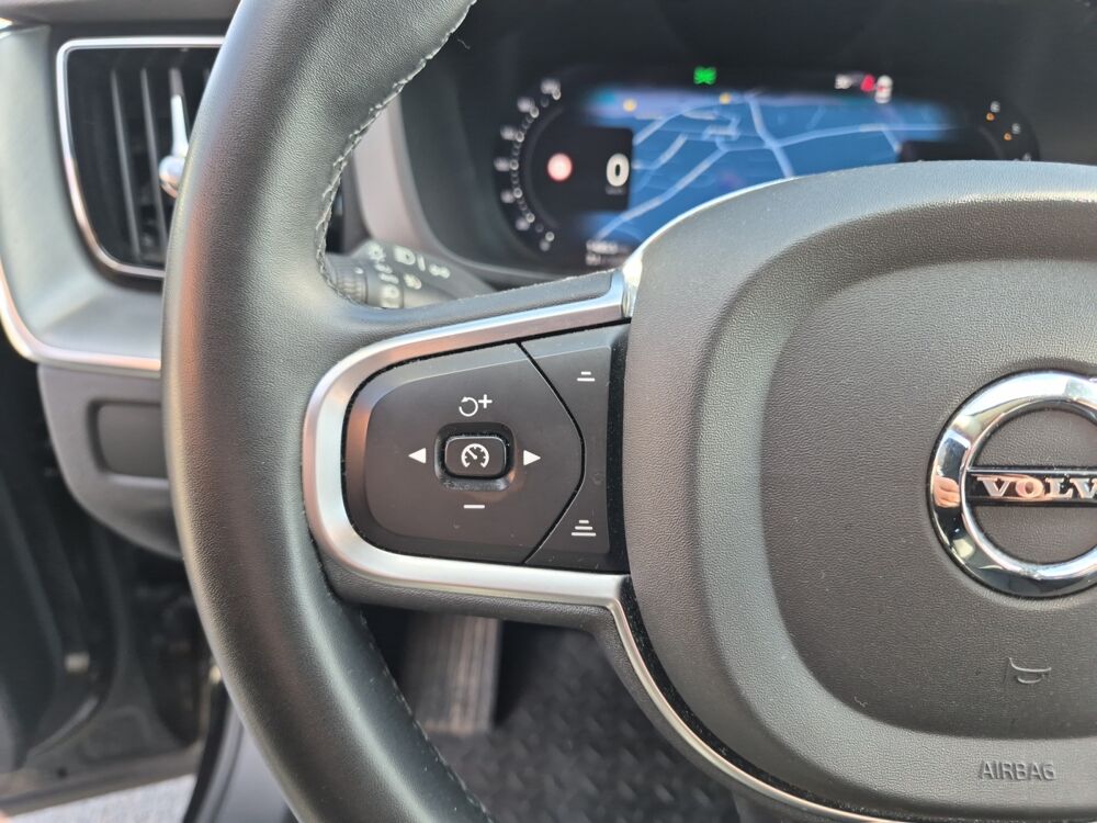 XC60 2.0 B4 D 211h 195 ch Mhev Hybrid Start Geartronic /Cam&eacute;ra de 2023 occasion 41700 Le Controis en Sologne
