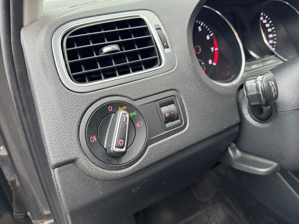 Polo 1.0 60 ch Allstar /Suivi Complet/2e Main/Carplay/GPS/Pack De 2016 occasion 59000 Lille