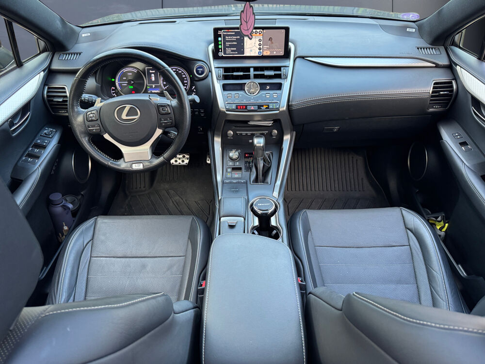 NX 300 H F-sport Executive 4WD /Suivi Lexus/Toit Pano/Si&egrave;ges Ve 2018 occasion 59000 Lille