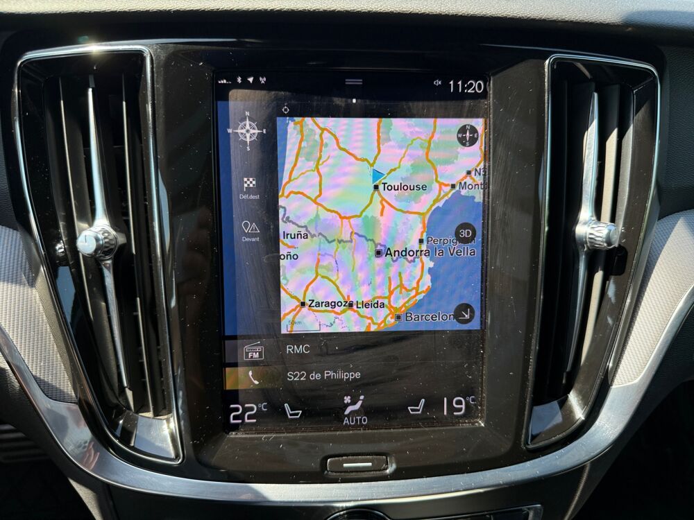 V60 2.0 197 ch Hybride R-DESIGN Geartronic /Toit ouvrant/Jantes 2022 occasion 31650 Lauzerville