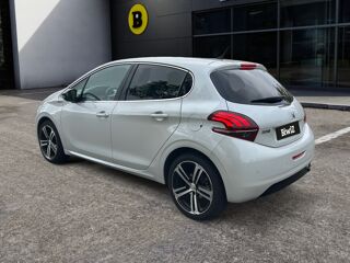 208 Bluehdi 120 ch Gt Line /GPS/Cam&eacute;ra/Bluetooth 2016 occasion 86000 Poitiers