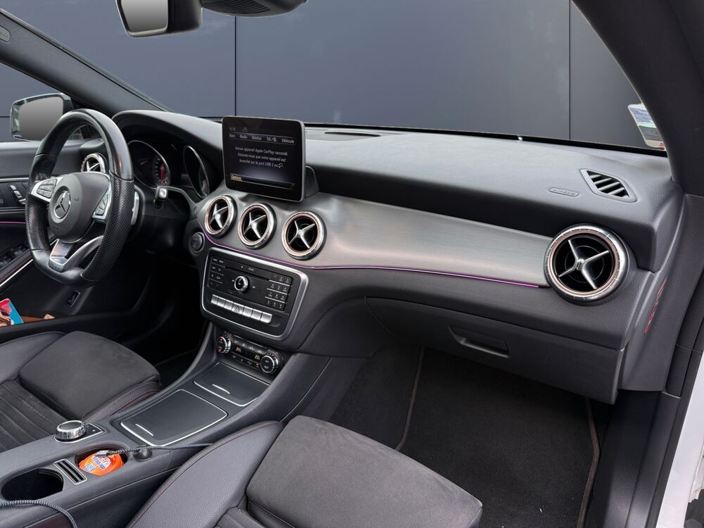 Classe CLA Coupe 1.6 180 120 Fascination 7g-dct Bva /Suivi complet Merc 2018 occasion 69720 Saint-Laurent-de-Mure
