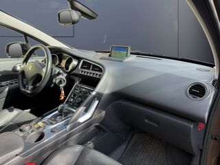 3008 2.0 Hybrid4 E-hdi 200 Ch 4x4 Bva6 /1&egrave;re main/ Suivi complet 2014 occasion 69230 Saint-Genis-Laval