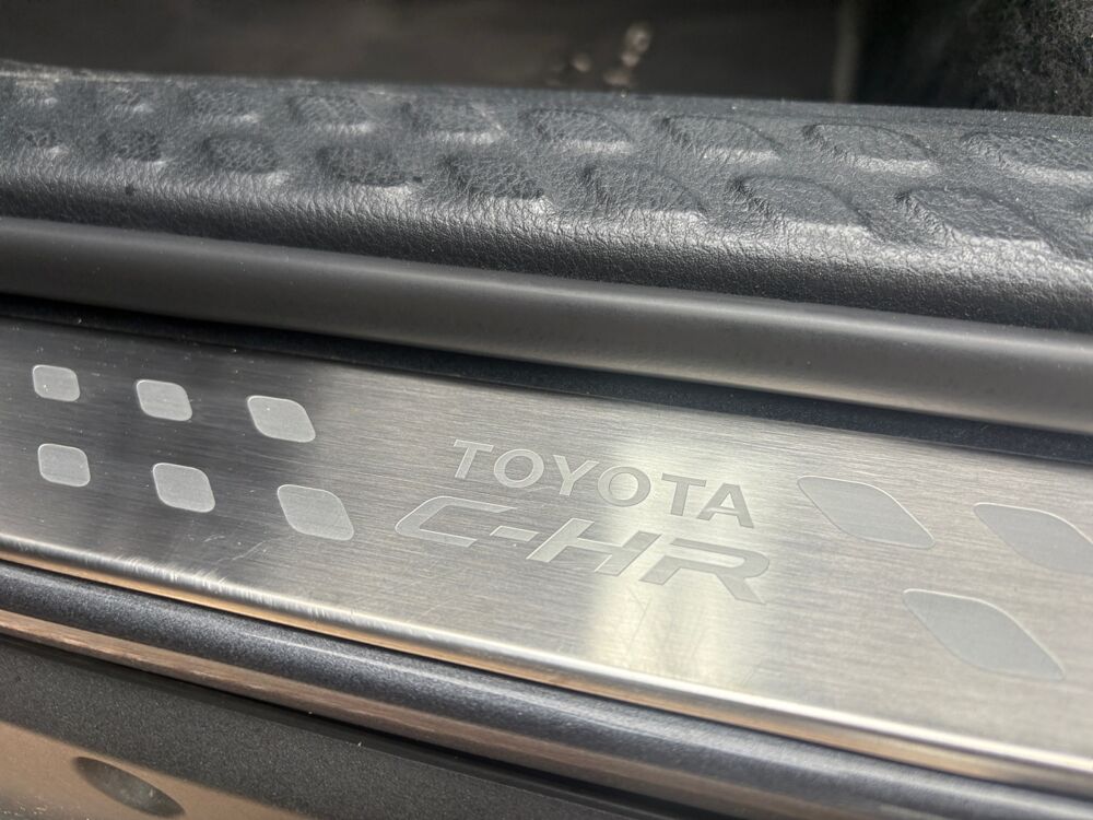 C-HR 2.0 184 ch Full-hybrid Collection /Suivi complet Toyota/Gara 2020 occasion 43120 Monistrol-sur-Loire
