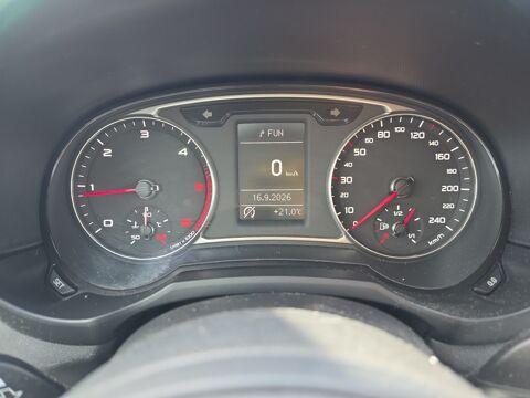 A1 1.6 Tdi 105 S-line /Distribution faite/GPS/X&eacute;nons Plus/Pack 2011 occasion 89000 AUXERRE