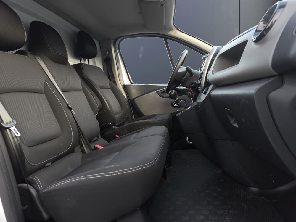 Trafic Fourgon 1.6 Dci 95 ch 1t0 L1h1 Grand-confort /Frigorifique A 2018 occasion 63500 Issoire