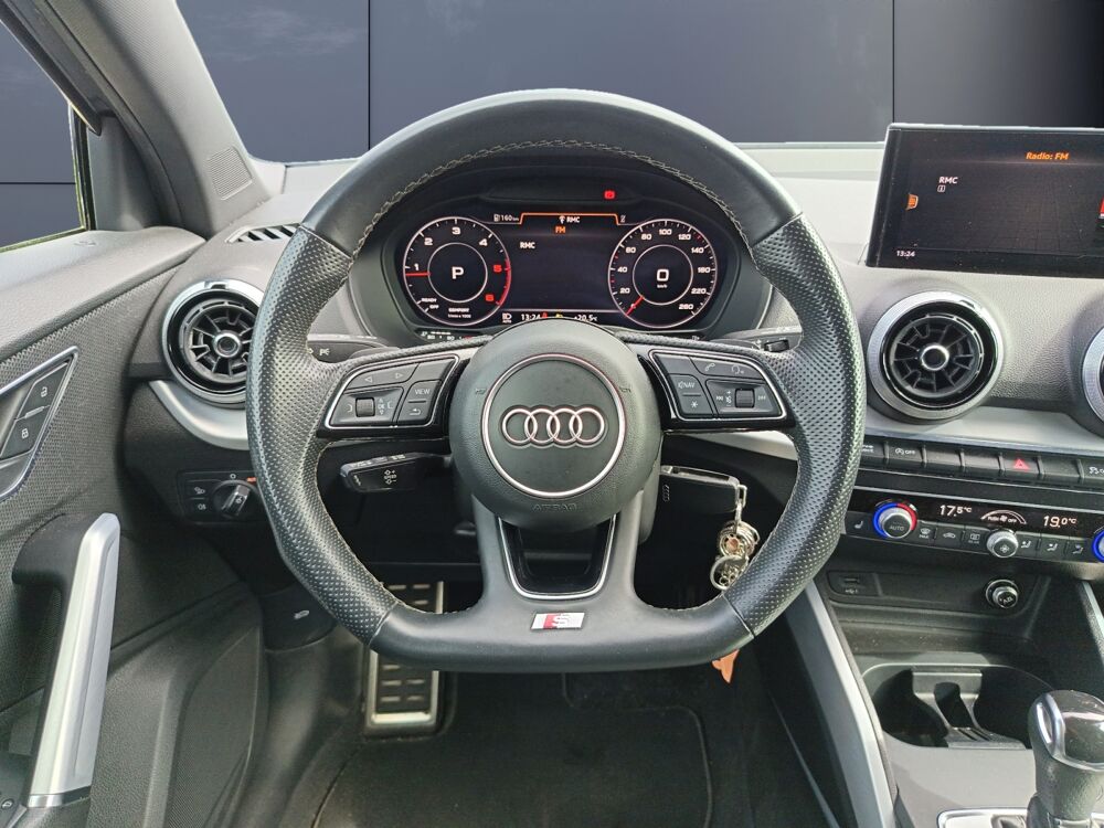 Q2 2.0 30 Tdi 115 ch S-line S-tronic Bva /Toit ouvrant/Radar de 2021 occasion 40100 Dax