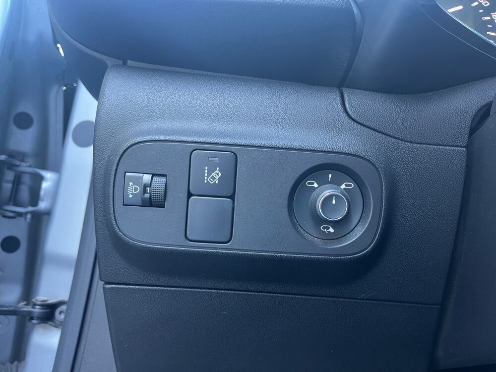 C3 1.2i 80 ch Shine /Apple Carplay/Attelage/Clim Auto/R&eacute;gulateu 2019 occasion 74200 Thonon-les-Bains