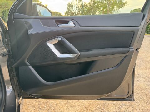 308 SW BlueHDi 130 ch Style EAT8 /CarPlay/Cam&eacute;ra de recul 2020 occasion 13370 Mallemort