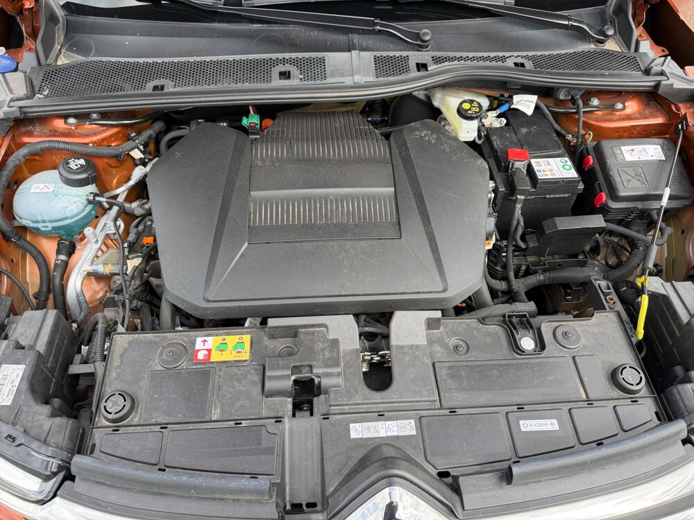 C4 e- 136 ch Automatique Shine Pack /Apple CarPlay et Android 2022 occasion 38300 Bourgoin-Jallieu