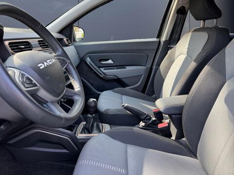 Duster 1.5 Blue Dci 115 ch 4x2 Extreme Attelage /Entretien complet 2023 occasion 14100 Lisieux