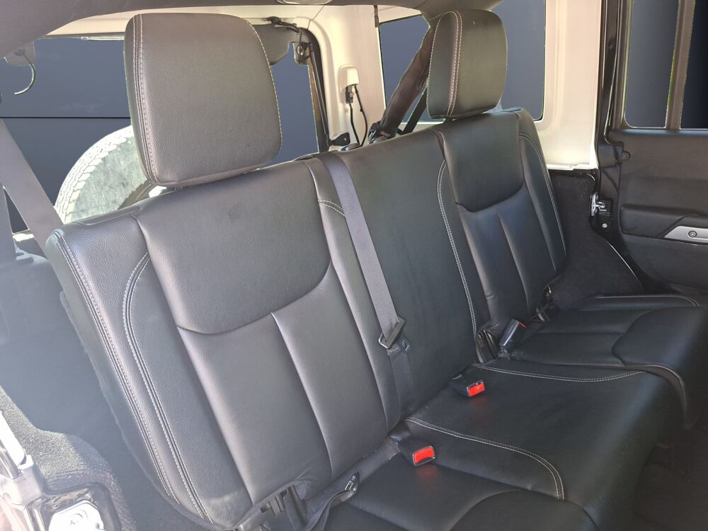 Wrangler 3.6 285 ch Unlimited 75eme Anniversaire Awd Bva 2015 occasion 43000 Le Puy-en-Velay