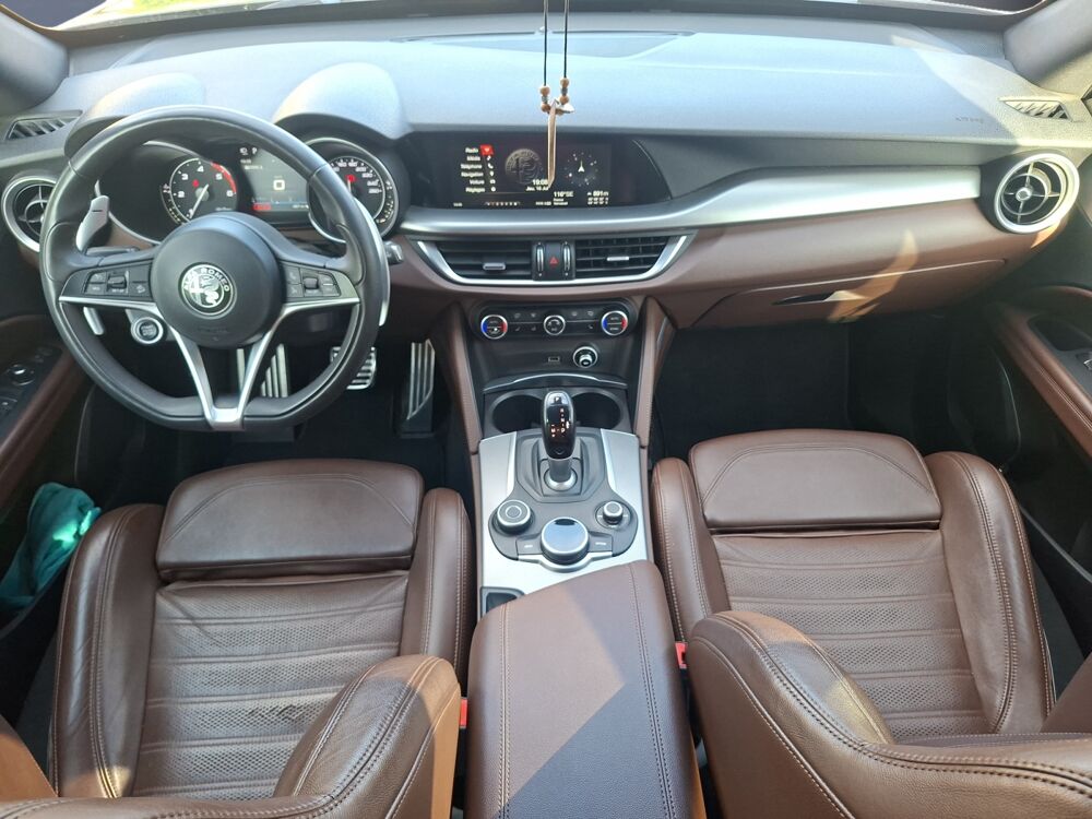 Stelvio 2.2 D 190 ch Sport Edition Bva /2eme main/Si&egrave;ge conducteur c 2019 occasion 43000 Le Puy-en-Velay